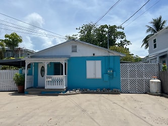 1513 Josephine St - Key West, FL