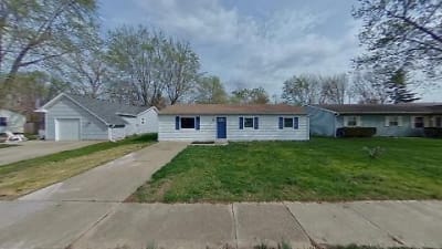3722 Winchester Dr - Indianapolis, IN