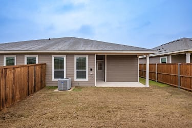 633 Blackland Drive - Lewisville, TX