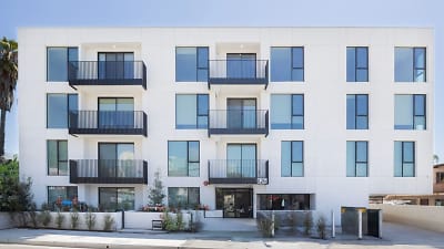 New Luxury Modern 1 & 2 Bedroom Apartments - Los Angeles, CA