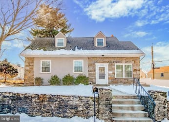 2588 Radcliffe Rd #1 - Broomall, PA