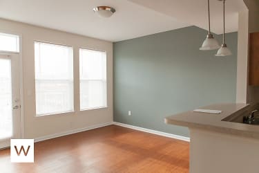 Pavilion Place - Professionals Or Grad Students - One Bedrooms In Downtown Bloomington! Apartments - Bloomington, IN