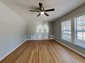 2213 Sanderford Rd - undefined, undefined