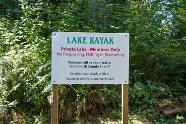 23603 W Lake Kayak Dr - Monroe, WA