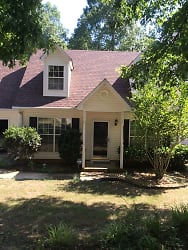 135 W Fall River Way - Simpsonville, SC