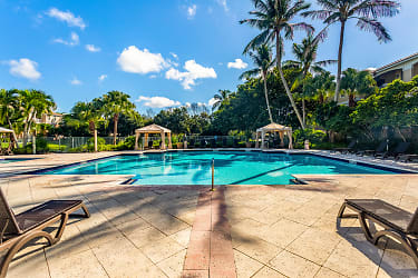 The Grove At Turtle Run Apartments - Coral Springs, FL