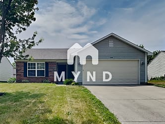 5339 Milhouse Rd - Indianapolis, IN