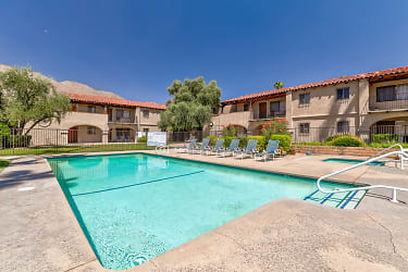 San Jacinto Racquet Club Apartments - Palm Springs, CA