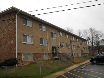 Southern Terrace Apartments - Oxon Hill, MD