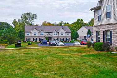 Oak Meadow Apartments - North Vernon, IN