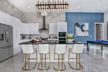 1713 Oak Blossom Drive - Davenport, FL
