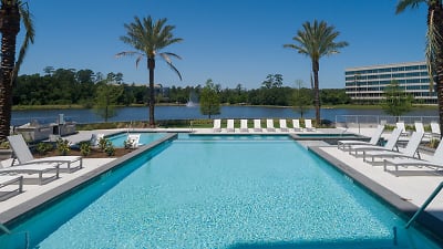 77380 Luxury Properties Apartments - The Woodlands, TX