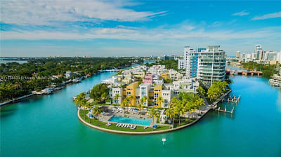 201 Aqua Ave #PH4 - Miami Beach, FL