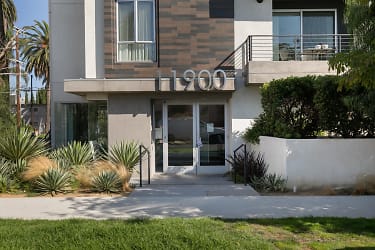 11900 Courtleigh Dr unit 507 - Los Angeles, CA