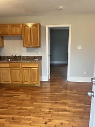 2359 E 5th Ave unit 4 - Knoxville, TN