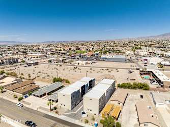 2061 Magnolia Dr - Lake Havasu City, AZ