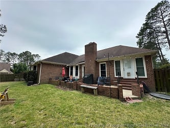 7756 Pintail Dr - Fayetteville, NC