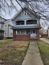 2664 Hampshire Rd - Cleveland Heights, OH