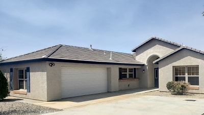 57256 Selecta Ave - Yucca Valley, CA