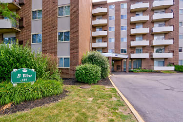 444 Park Apartments - Cleveland, OH