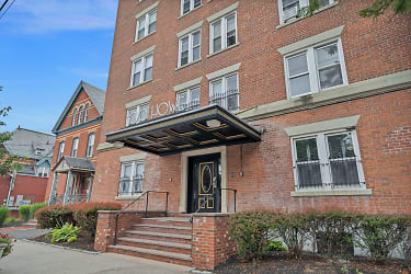 100 Howe Street Apartments - New Haven, CT