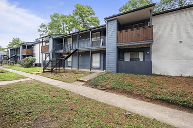 Northside Heights Apartments - Conroe, TX