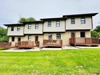 450 Harshberger Rd - Johnstown, PA