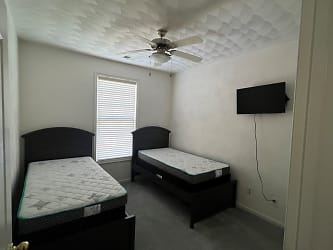 308 Troon Ct Apartments - Cape Charles, VA