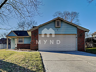 4224 Robertson Blvd - Indianapolis, IN