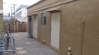 4207 Mesa Grande Pl SE - Albuquerque, NM