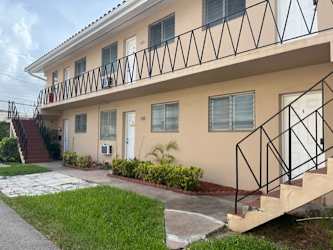 Antiquera Ave 119-127 Apartments - Coral Gables, FL