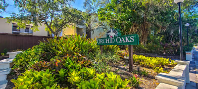 2749 Orchid Oaks Dr unit 302A - Sarasota, FL