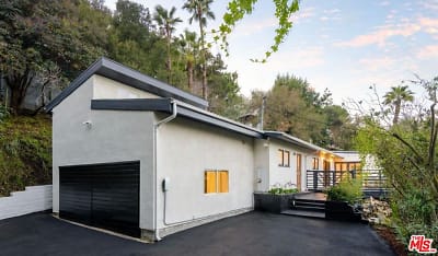 3375 Coldwater Canyon Ave - Los Angeles, CA