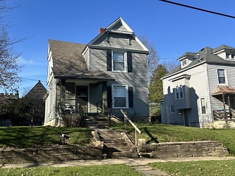 493 Gage St - Akron, OH