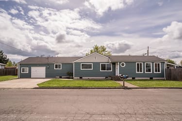 230 15th Ave SE unit 230 - Albany, OR