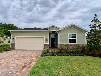 2951 Crossfield Dr - Green Cove Springs, FL