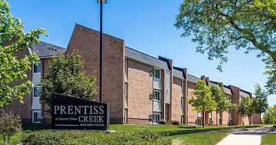 Prentiss Creek At Downers Grove Apartments - Downers Grove, IL