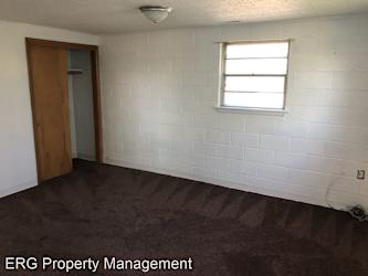 107 E 12th Ave - Emporia, KS