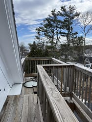 17 Steamboat Ave unit 4 - Searsport, ME