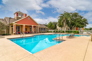 Madison Lake Ned Apartments - Winter Haven, FL