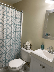 808 Yucca Dr unit 4 - undefined, undefined