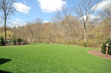 117 Preserve Valley Dr - Cranberry Township, PA