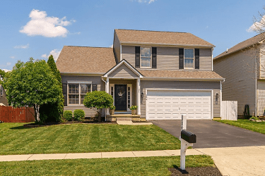 304 Meadow Ash Dr - Lewis Center, OH