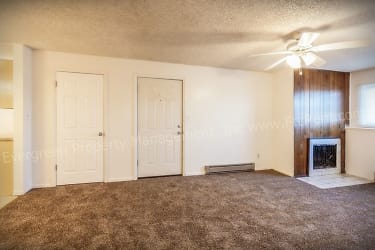 2034 W Plum St - Fort Collins, CO