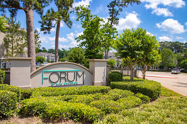 The Forum At Sam Houston Apartments - Huntsville, TX
