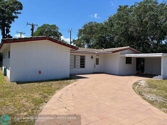 1214 NW 4th St - undefined, undefined