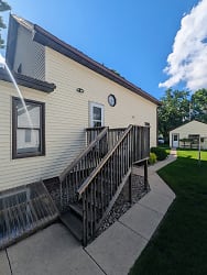 545 3rd St unit 2 - Frost, MN