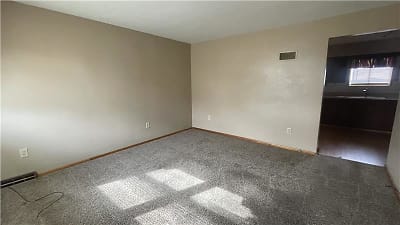 110 Cunningham Ln unit 3 - undefined, undefined
