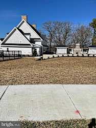 2047 Ivory Brook Rd - Woodlawn, MD