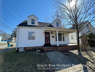 5115 Stanley Ave - Maple Heights, OH
